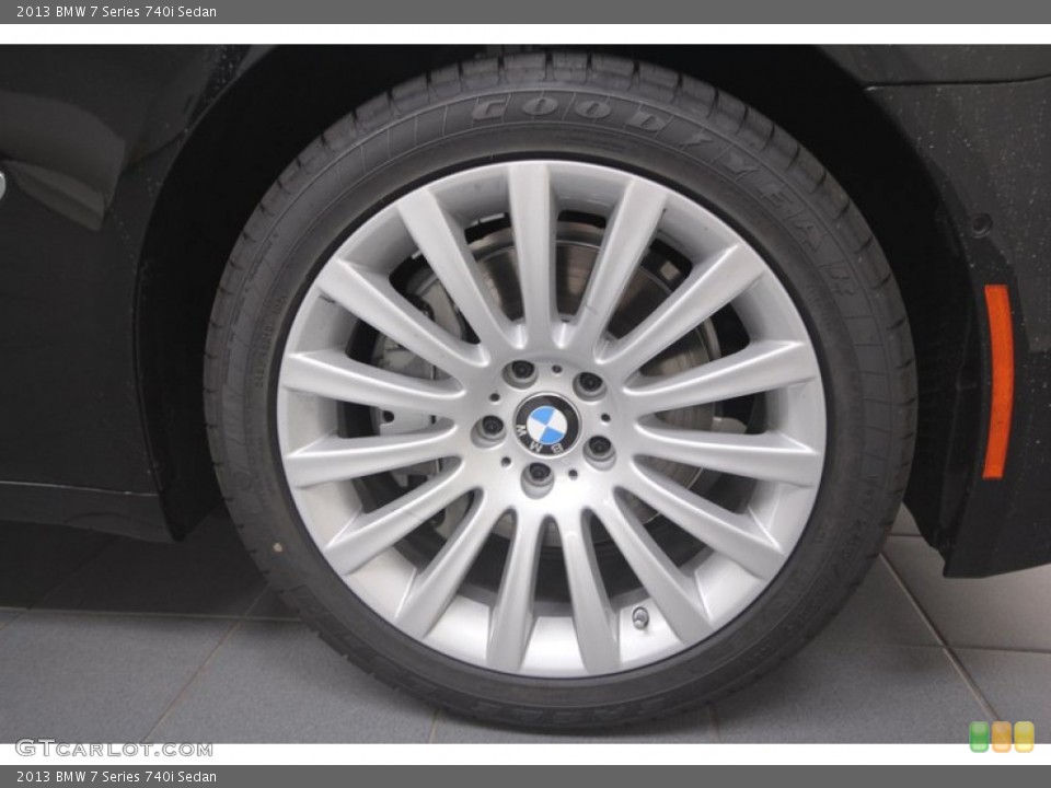 2013 BMW 7 Series 740i Sedan Wheel and Tire Photo #72724337