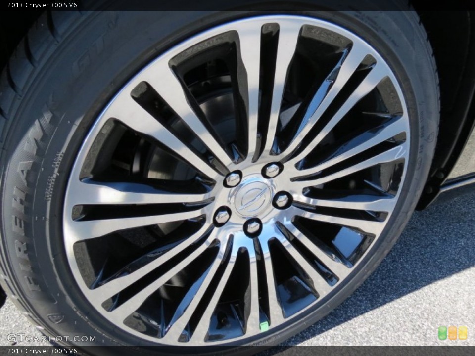 2013 Chrysler 300 S V6 Wheel and Tire Photo #72886881