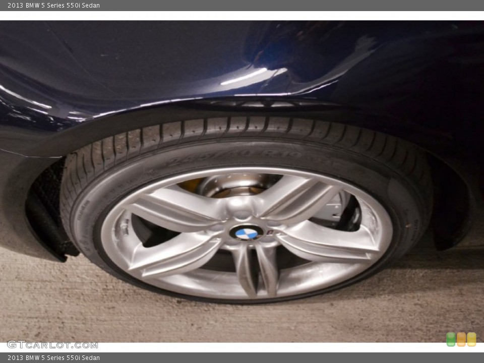 2013 BMW 5 Series 550i Sedan Wheel and Tire Photo #72933640