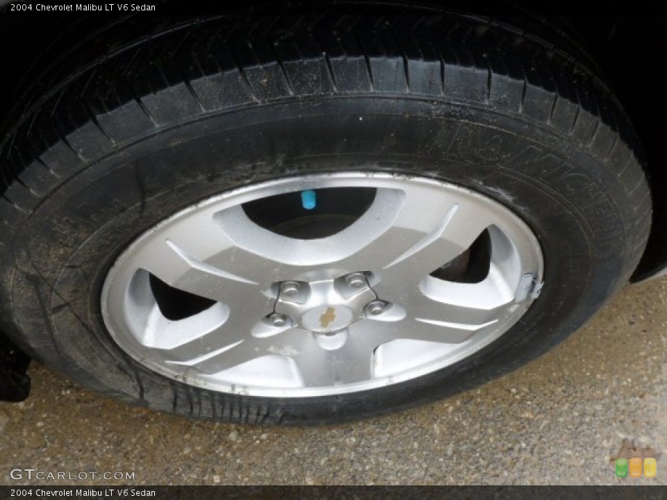 2004 Chevrolet Malibu LT V6 Sedan Wheel and Tire Photo #72957996