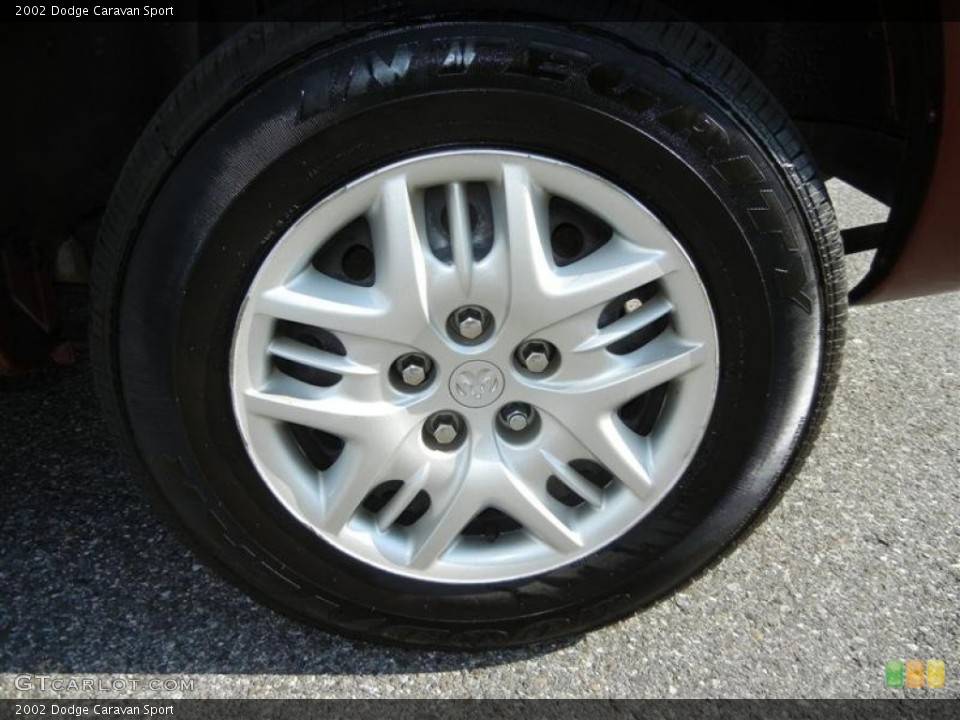 2002 Dodge Caravan Sport Wheel and Tire Photo #72977871