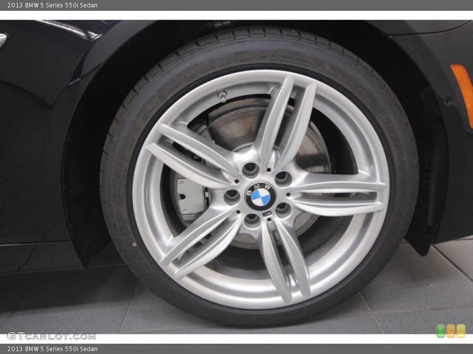 2013 BMW 5 Series 550i Sedan Wheel and Tire Photo #73018363
