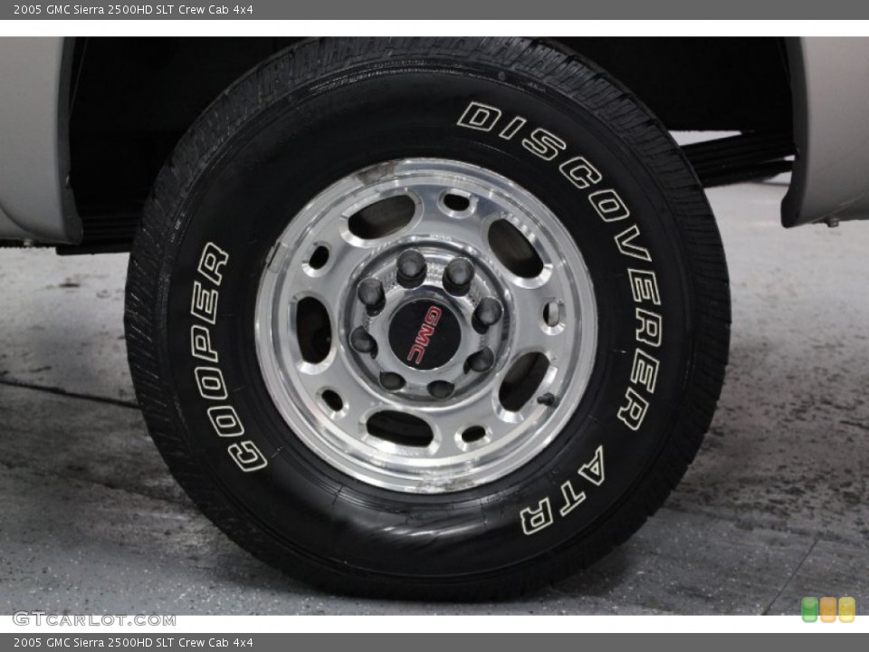 2005 GMC Sierra 2500HD SLT Crew Cab 4x4 Wheel and Tire Photo #73051300