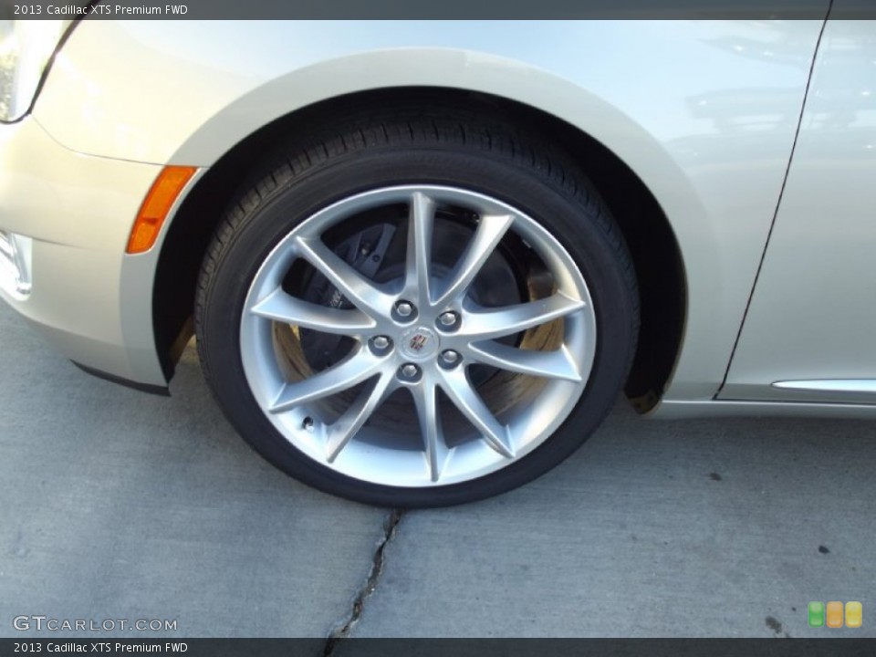 2013 Cadillac XTS Premium FWD Wheel and Tire Photo #73053493