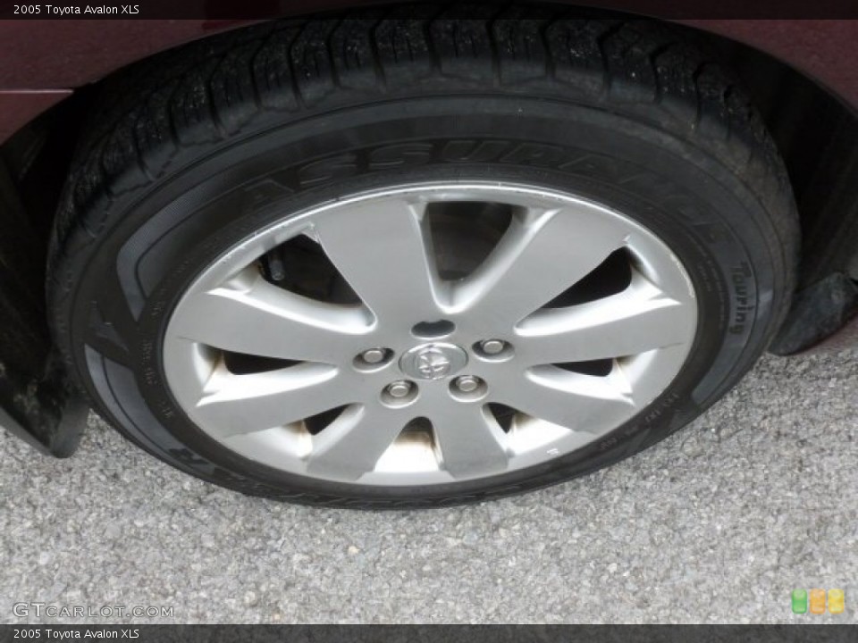 2005 Toyota Avalon XLS Wheel and Tire Photo #73132466