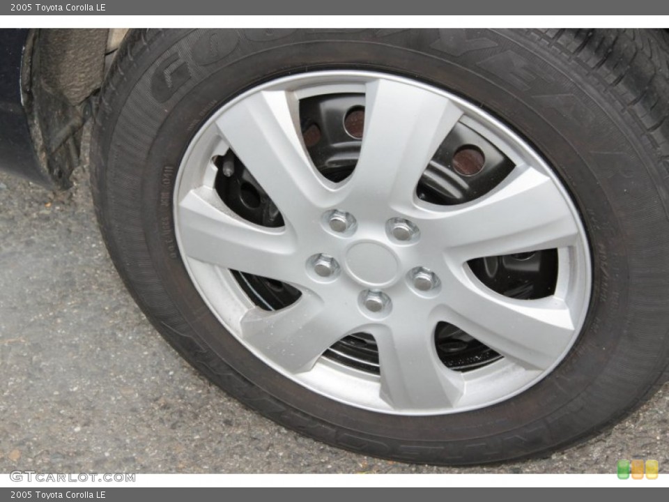 2005 Toyota Corolla LE Wheel and Tire Photo #73140847