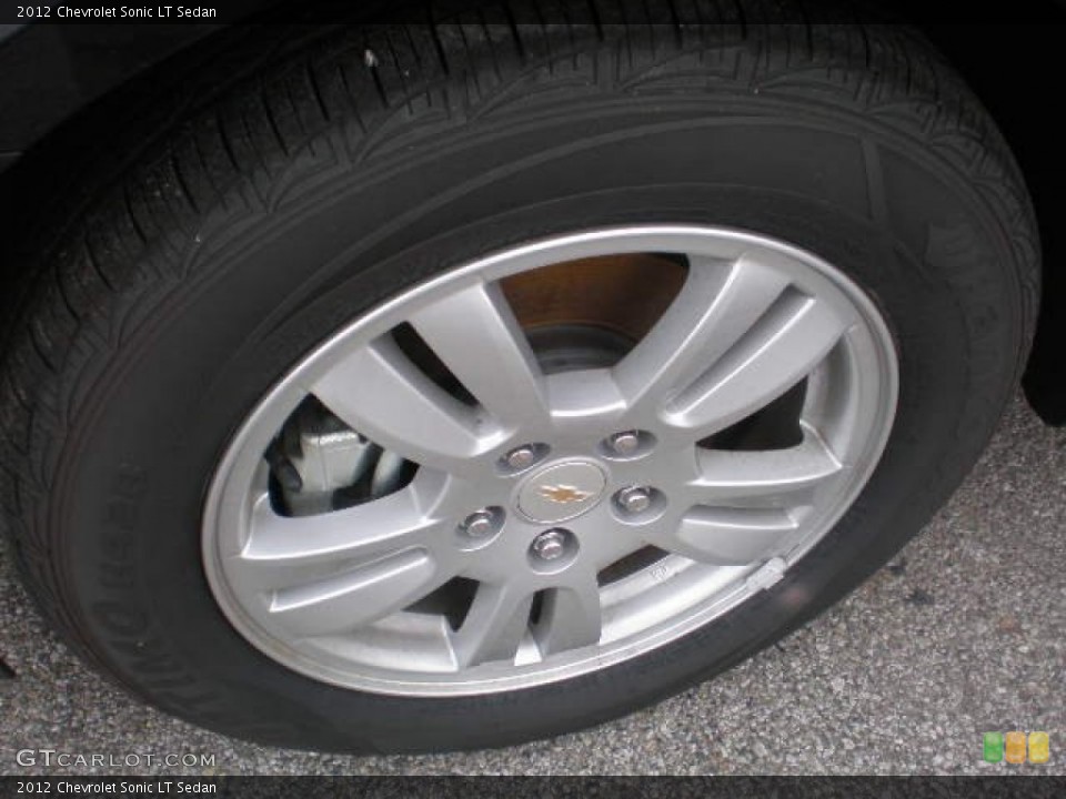 2012 Chevrolet Sonic LT Sedan Wheel and Tire Photo #73299156