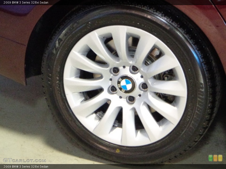 2009 BMW 3 Series 328xi Sedan Wheel and Tire Photo #73345602
