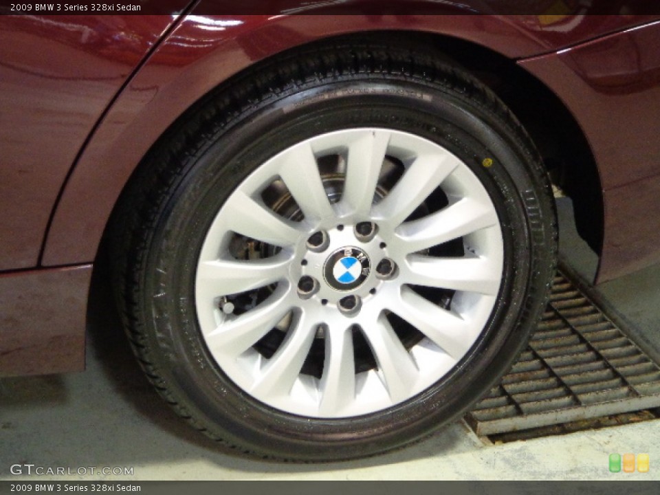 2009 BMW 3 Series 328xi Sedan Wheel and Tire Photo #73345623