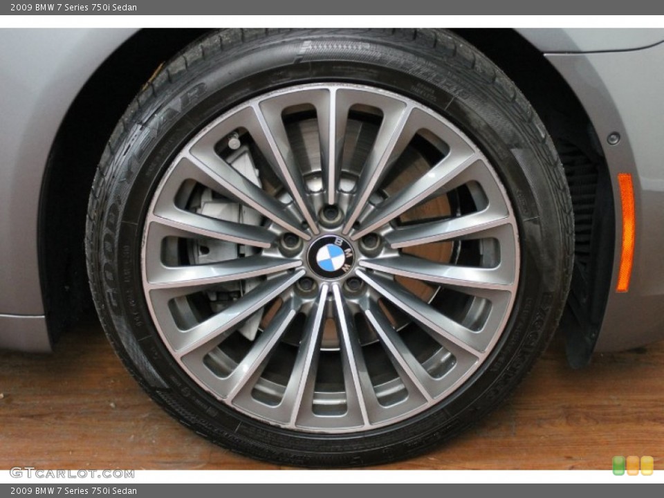 2009 BMW 7 Series 750i Sedan Wheel and Tire Photo #73356002