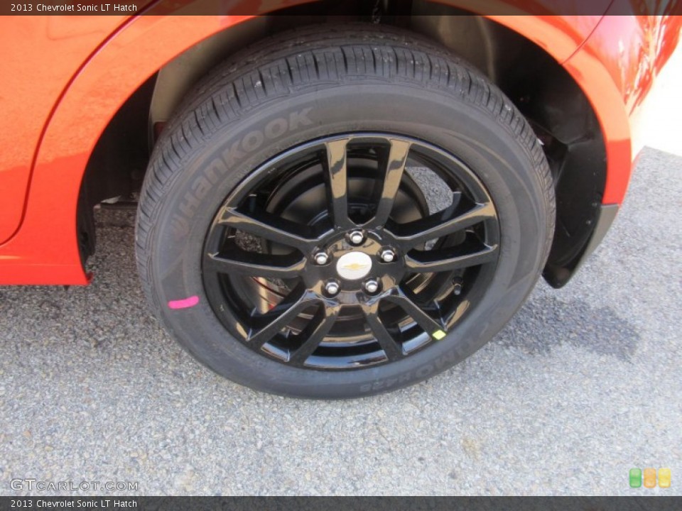 2013 Chevrolet Sonic LT Hatch Wheel and Tire Photo #73365254