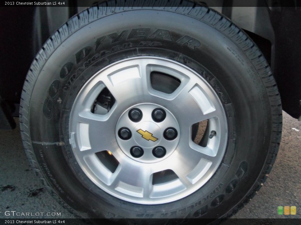 2013 Chevrolet Suburban LS 4x4 Wheel and Tire Photo #73381502