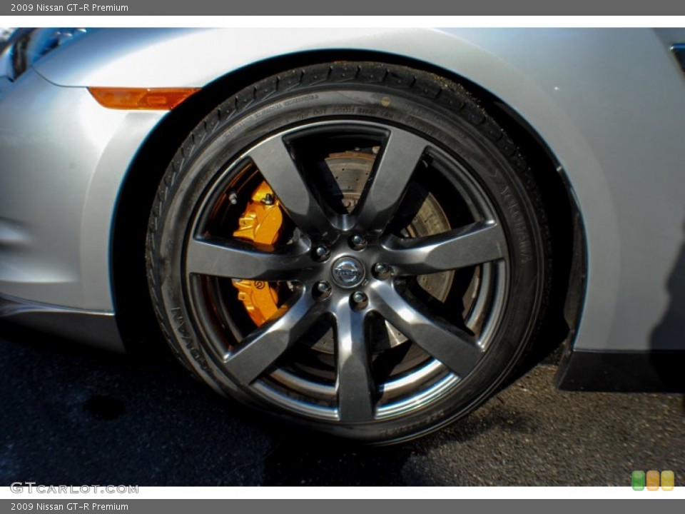 2009 Nissan GT-R Premium Wheel and Tire Photo #73393952