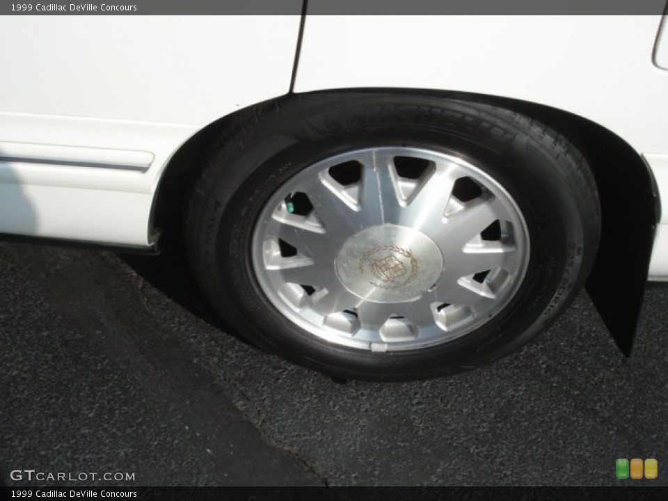 1999 Cadillac DeVille Wheels and Tires