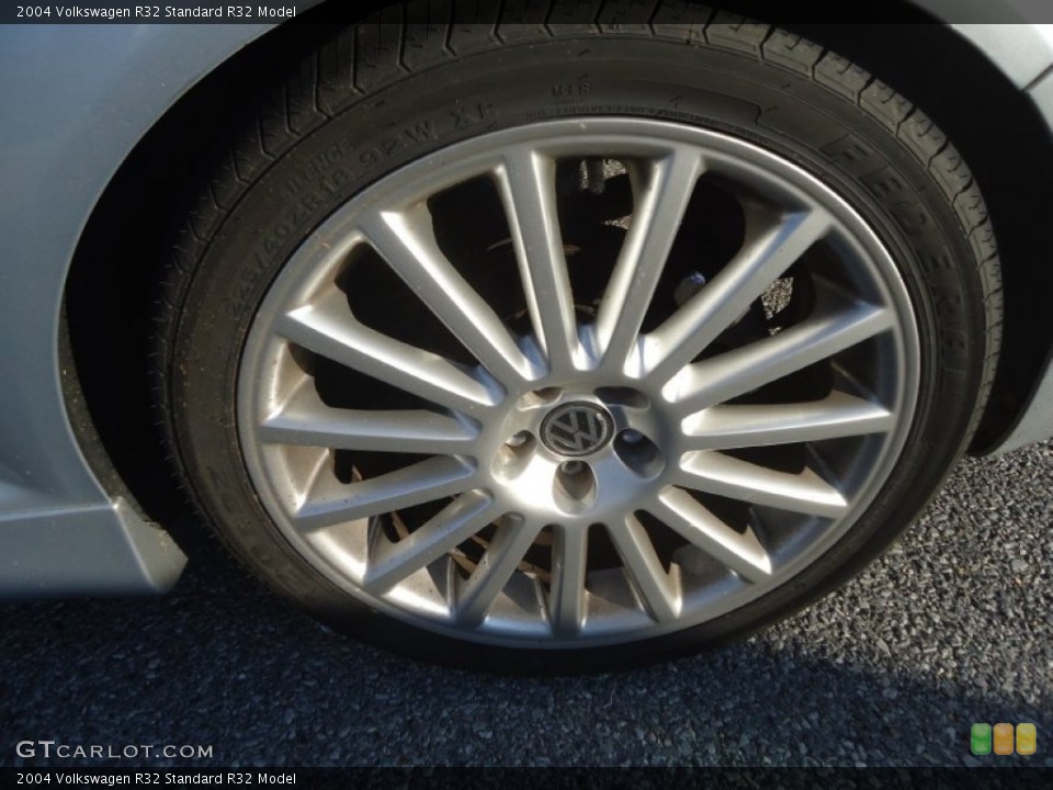 2004 Volkswagen R32 Wheels and Tires