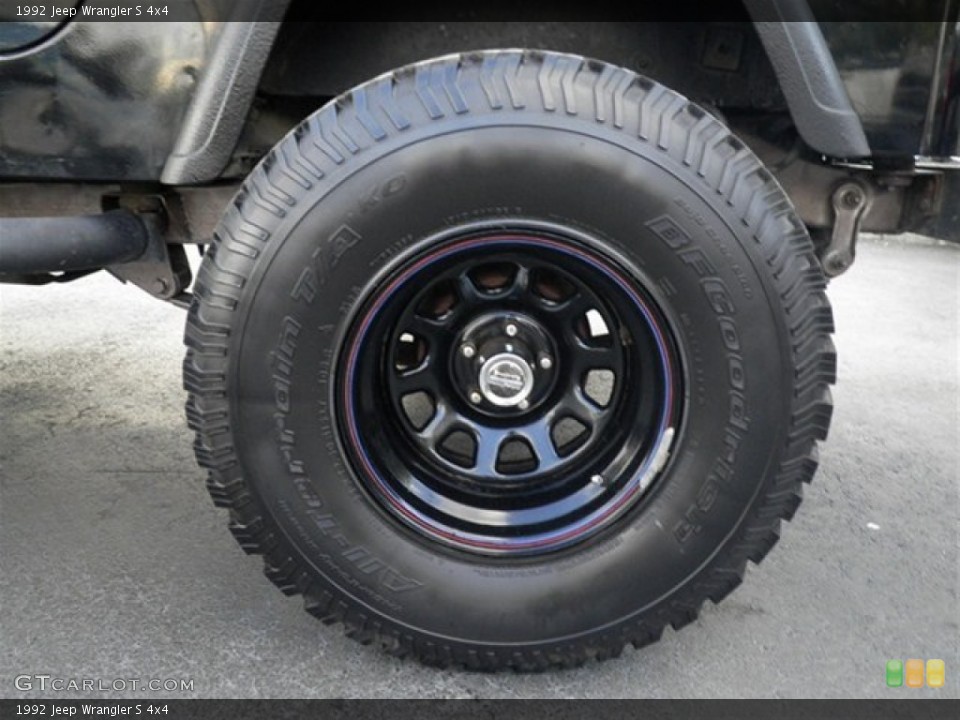 1992 Jeep Wrangler Custom Wheel and Tire Photo #73443857