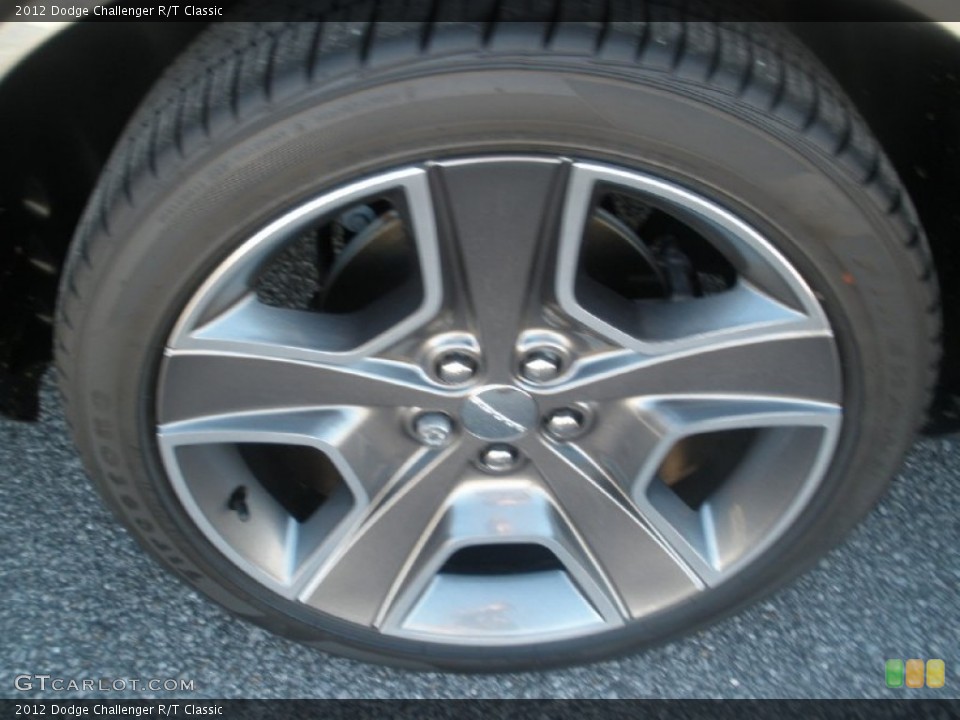 2012 Dodge Challenger R/T Classic Wheel and Tire Photo #73488035