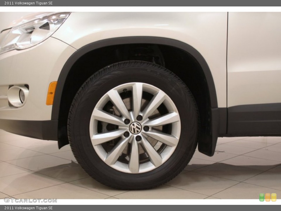 2011 Volkswagen Tiguan SE Wheel and Tire Photo #73570586