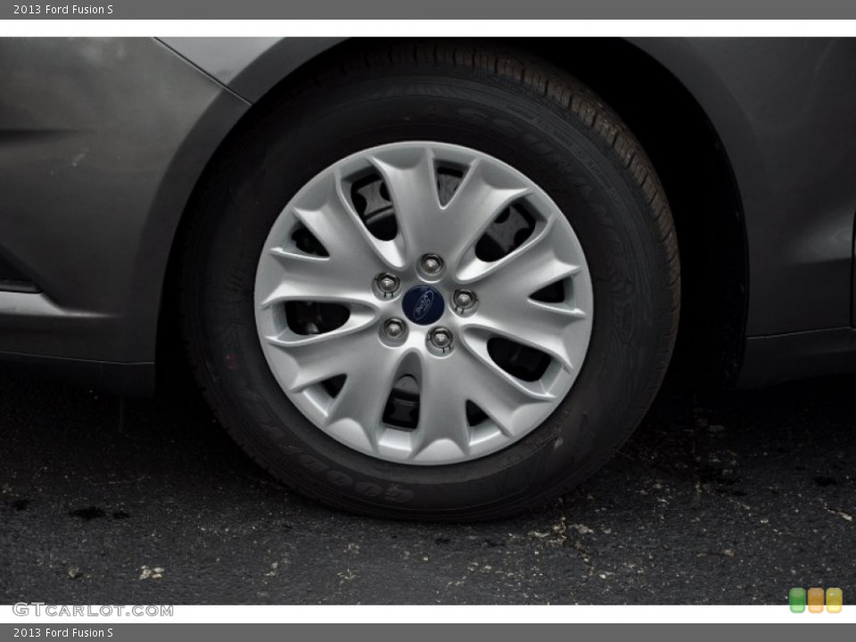 2013 Ford Fusion S Wheel and Tire Photo #73575394