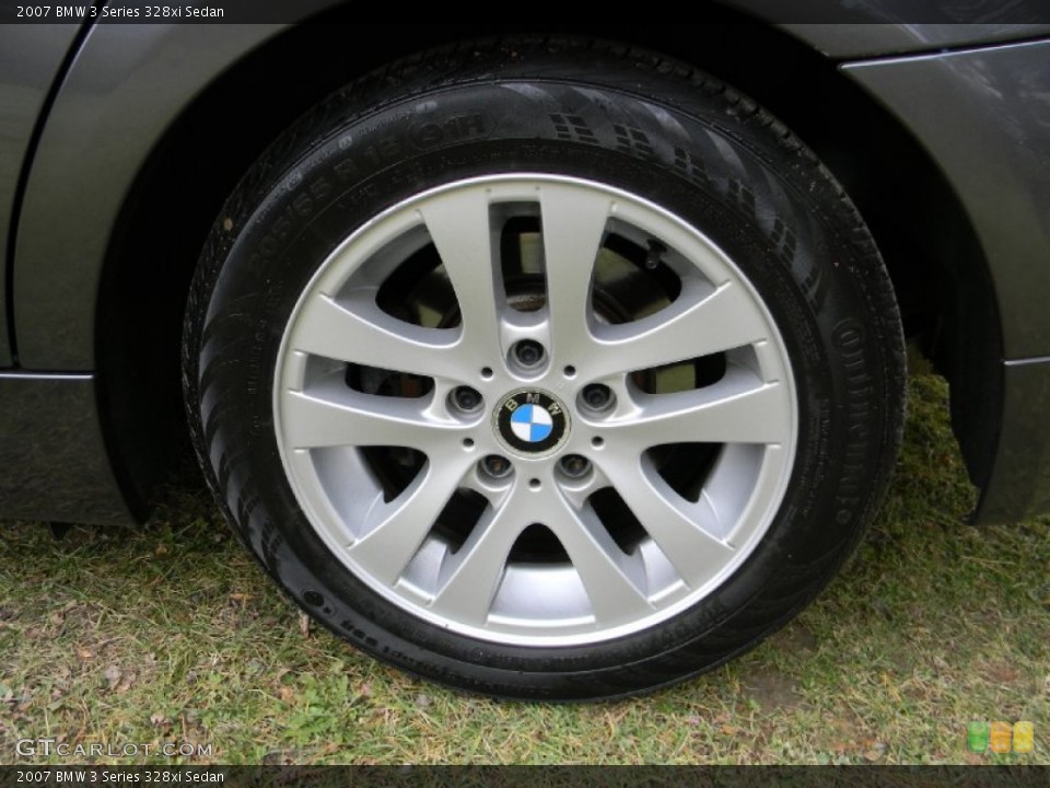 2007 BMW 3 Series 328xi Sedan Wheel and Tire Photo #73593470