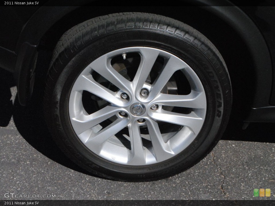 2011 Nissan Juke SV Wheel and Tire Photo #73645976