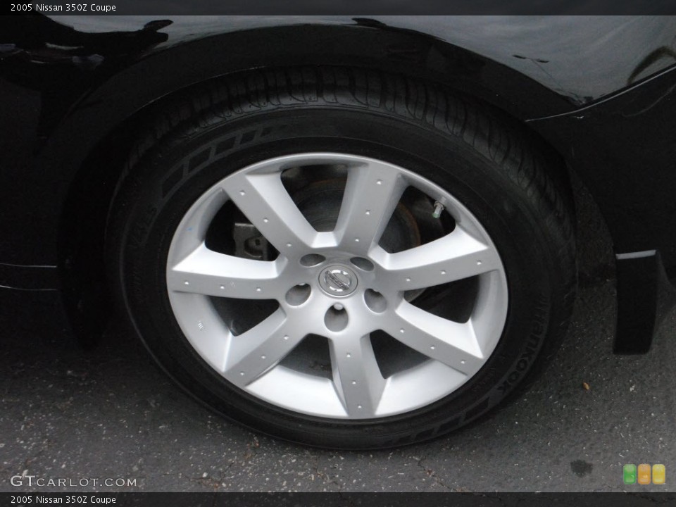 2005 Nissan 350Z Coupe Wheel and Tire Photo #73698467