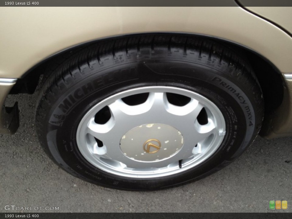 1993 Lexus LS 400 Wheel and Tire Photo #73725596