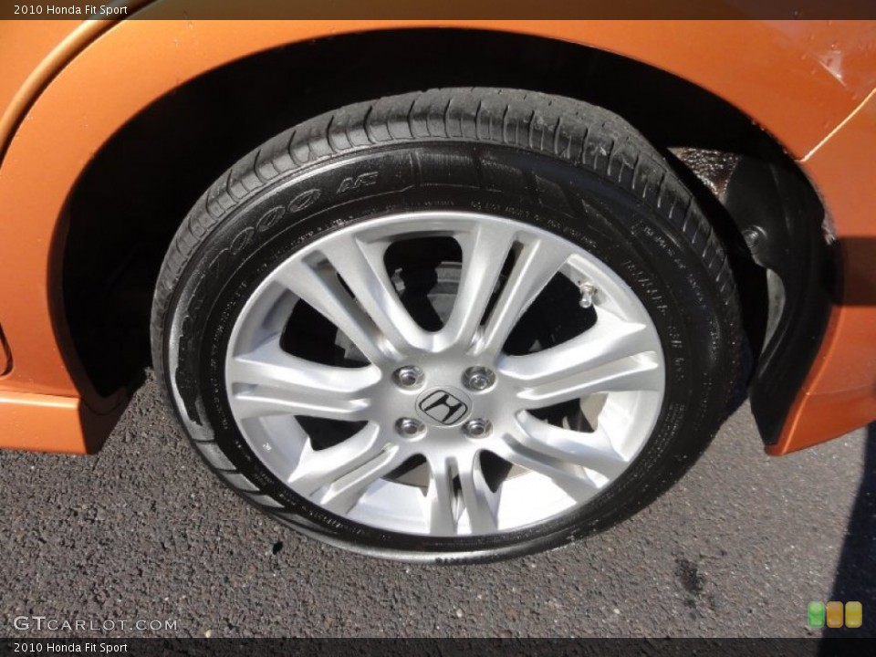 2010 Honda Fit Sport Wheel and Tire Photo #73729607