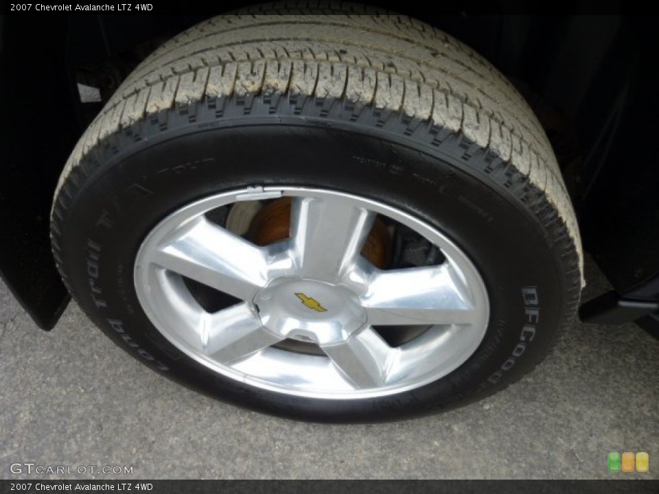 2007 Chevrolet Avalanche LTZ 4WD Wheel and Tire Photo #73764551