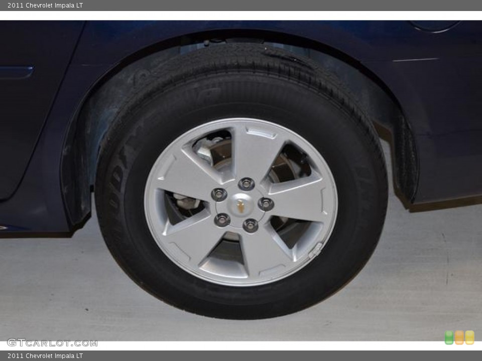 2011 Chevrolet Impala LT Wheel and Tire Photo #73775051