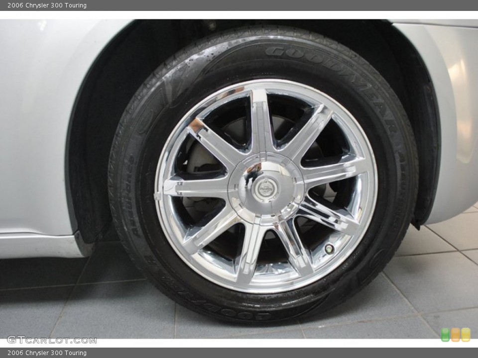 2006 Chrysler 300 Touring Wheel and Tire Photo #73830786
