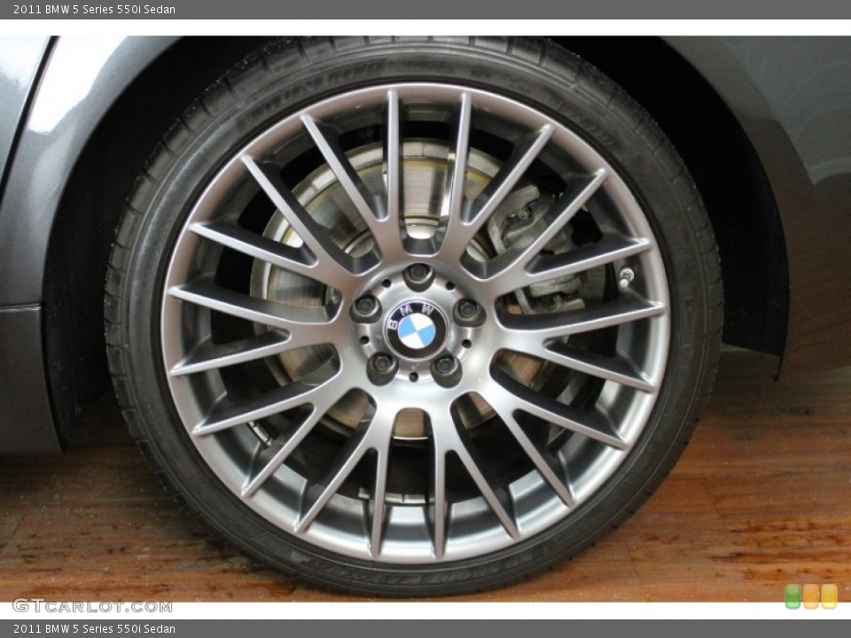 2011 BMW 5 Series 550i Sedan Wheel and Tire Photo #73990684