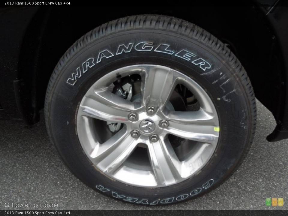 2013 Ram 1500 Sport Crew Cab 4x4 Wheel and Tire Photo #73997296