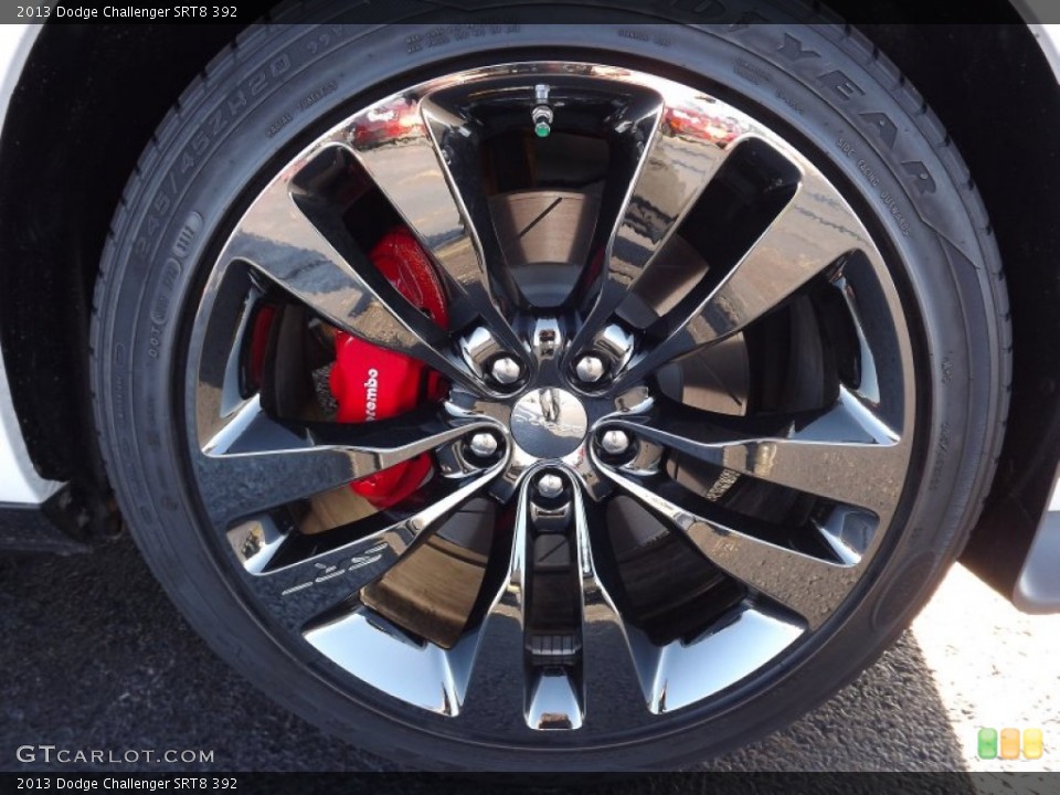 2013 Dodge Challenger SRT8 392 Wheel and Tire Photo #74000481