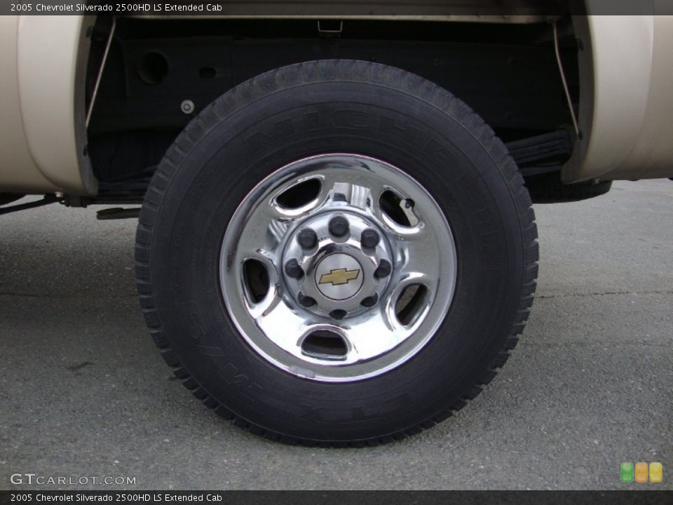 2005 Chevrolet Silverado 2500HD LS Extended Cab Wheel and Tire Photo #74008644