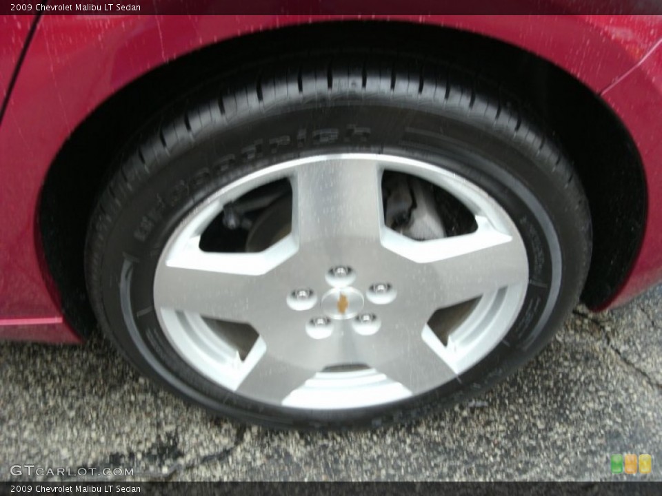 2009 Chevrolet Malibu LT Sedan Wheel and Tire Photo #74029959