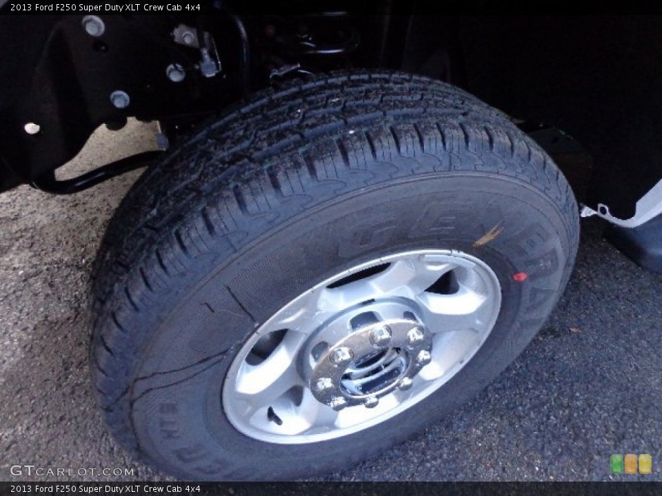 2013 Ford F250 Super Duty XLT Crew Cab 4x4 Wheel and Tire Photo #74050073