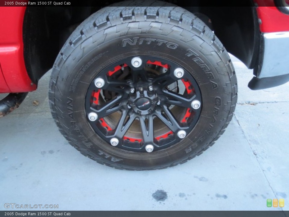 2005 Dodge Ram 1500 Custom Wheel and Tire Photo #74083245