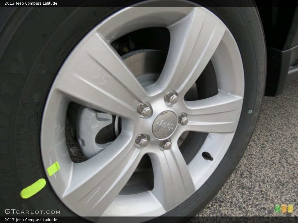 2013 Jeep Compass Latitude Wheel and Tire Photo #74085746