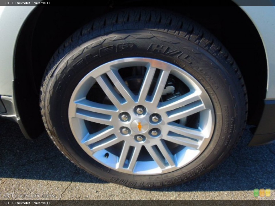 2013 Chevrolet Traverse LT Wheel and Tire Photo #74096722