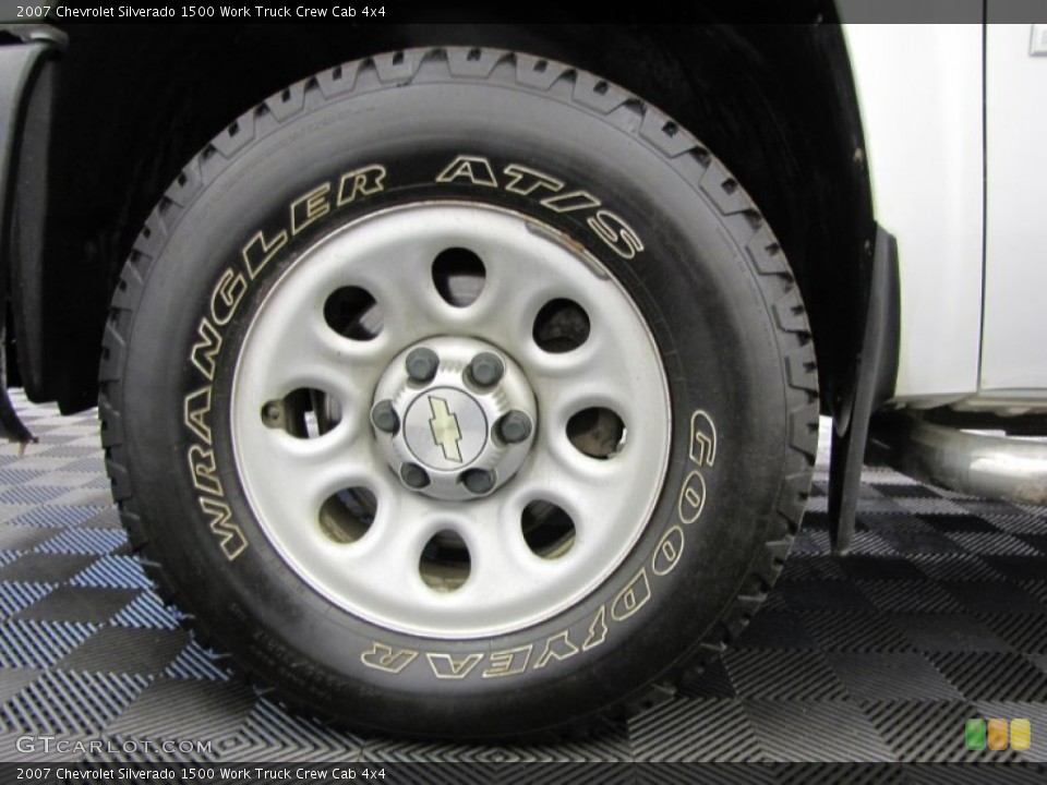 2007 Chevrolet Silverado 1500 Work Truck Crew Cab 4x4 Wheel and Tire Photo #74104491