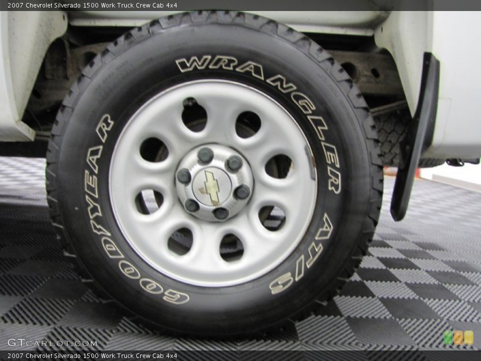 2007 Chevrolet Silverado 1500 Work Truck Crew Cab 4x4 Wheel and Tire Photo #74104510