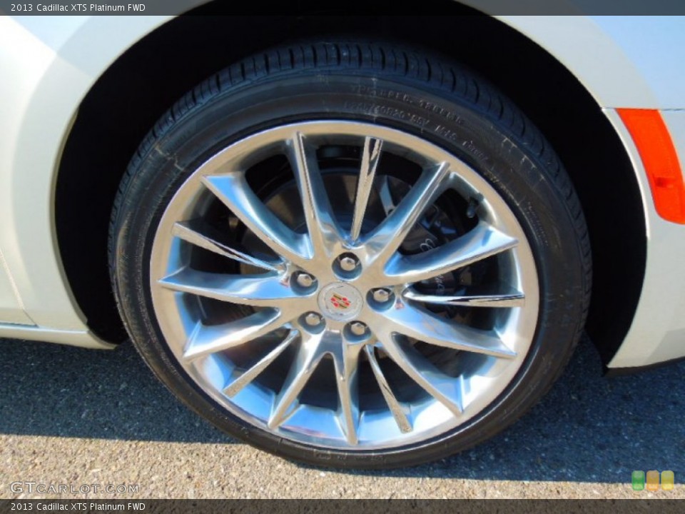 2013 Cadillac XTS Platinum FWD Wheel and Tire Photo #74107621