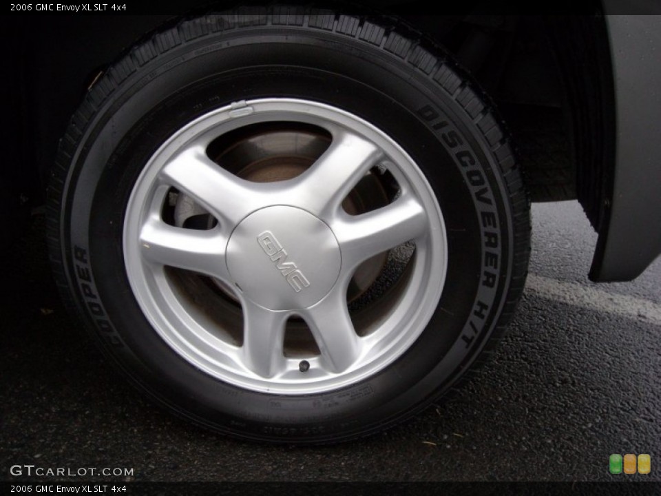 2006 GMC Envoy XL SLT 4x4 Wheel and Tire Photo #74127394