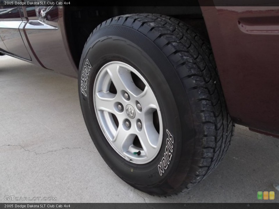 2005 Dodge Dakota SLT Club Cab 4x4 Wheel and Tire Photo #74162224