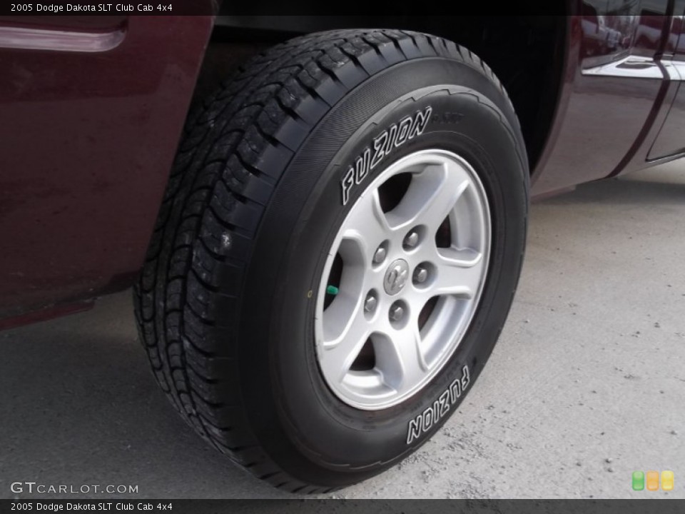 2005 Dodge Dakota SLT Club Cab 4x4 Wheel and Tire Photo #74162299