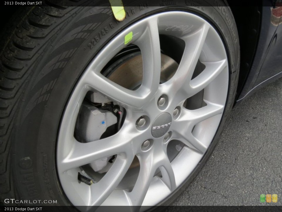 2013 Dodge Dart SXT Wheel and Tire Photo #74180973