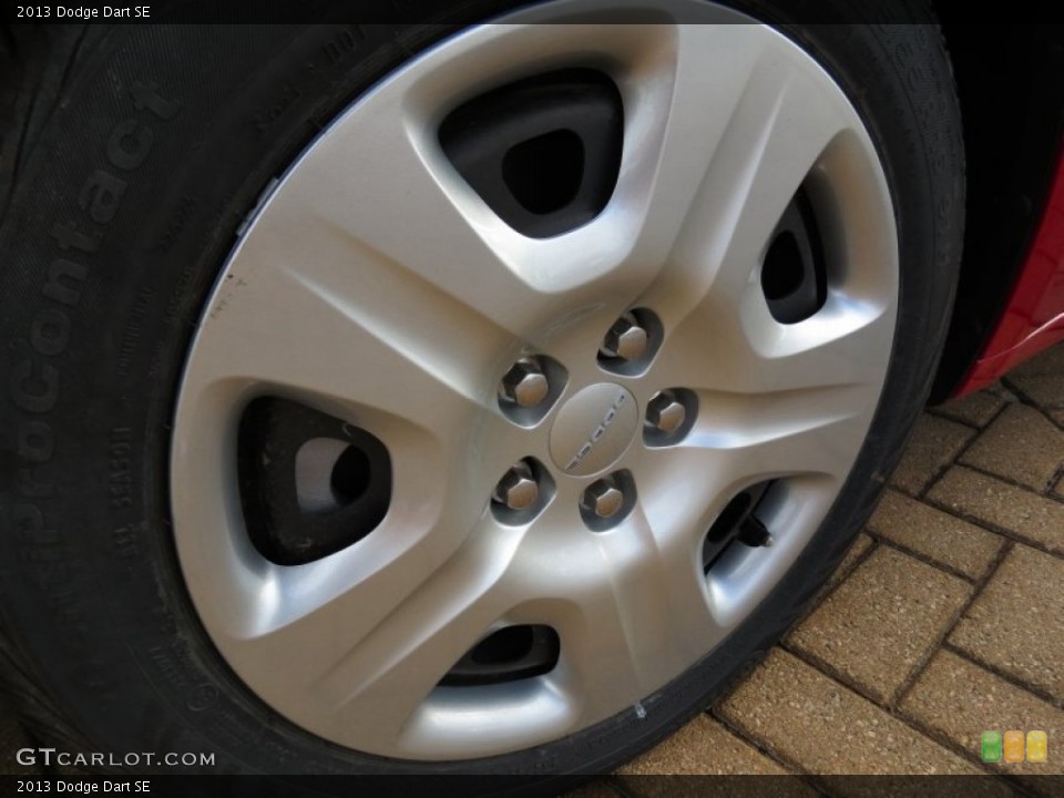 2013 Dodge Dart SE Wheel and Tire Photo #74183598