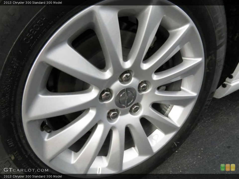 2013 Chrysler 300  Wheel and Tire Photo #74198095