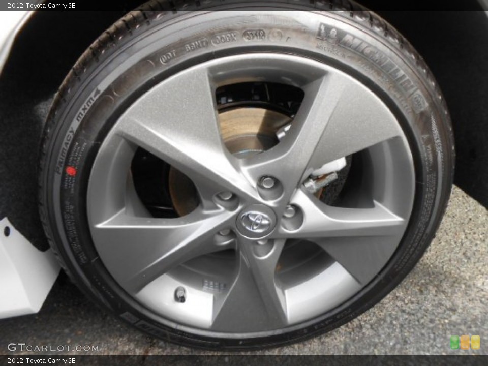 2012 Toyota Camry SE Wheel and Tire Photo #74206042